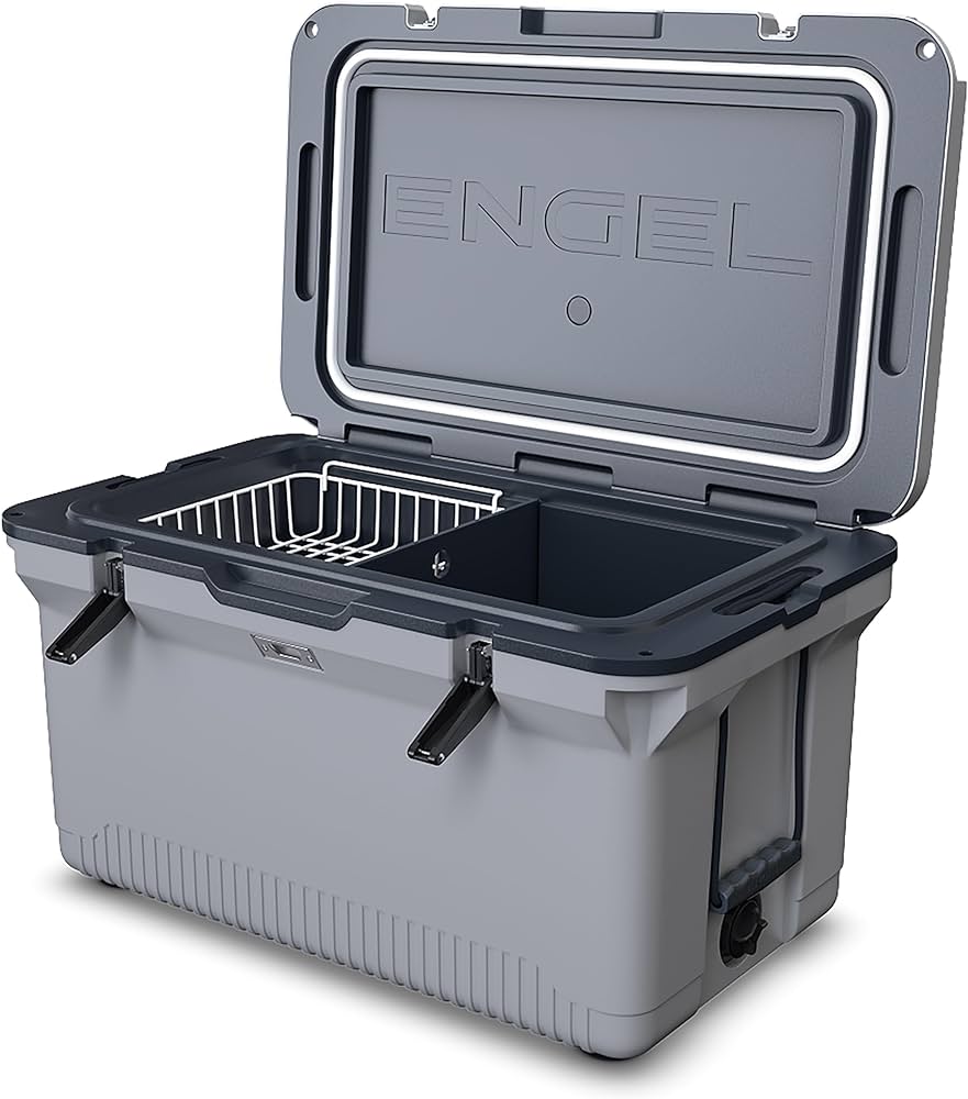 A view of a grey Xpect qt Cooler for Camping with its lid opened