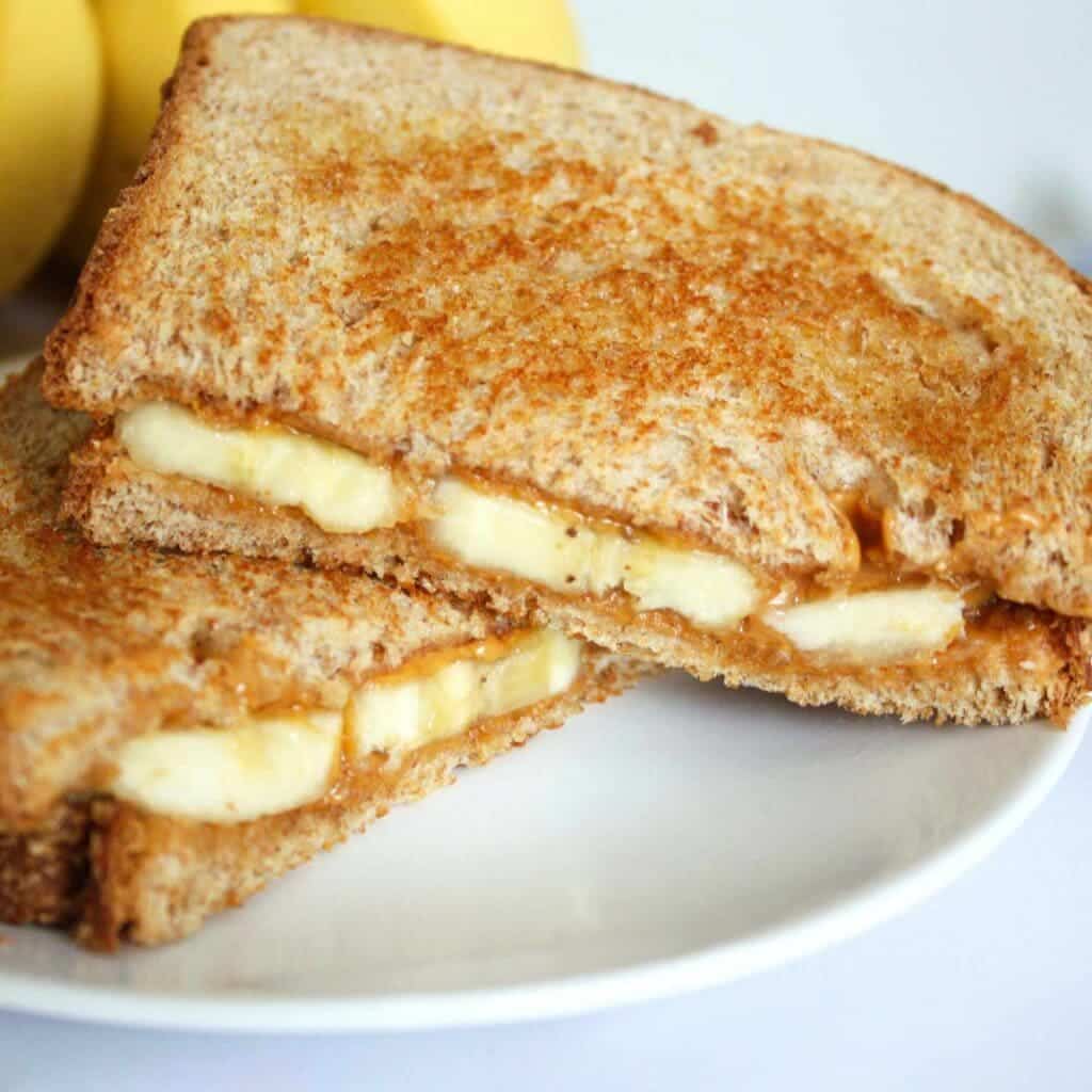 peannt butter sandwiches pieces in a plate